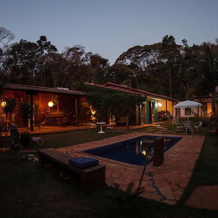 Hotel Casa Iris De Van Gogh Brumadinho Exterior foto