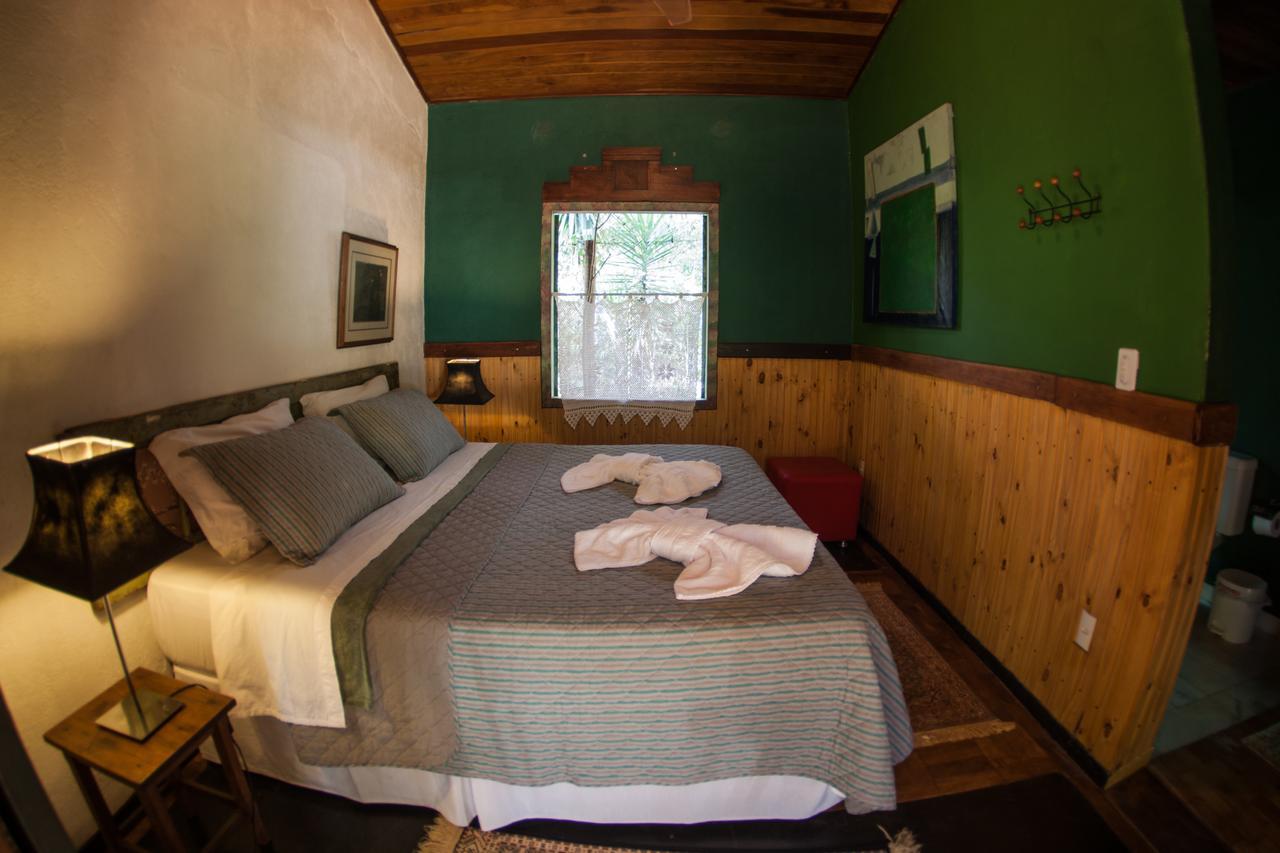 Hotel Casa Iris De Van Gogh Brumadinho Exterior foto